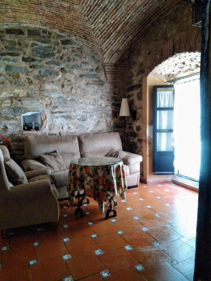 Apartamentos Las Buganvillas Caceres Ngoại thất bức ảnh
